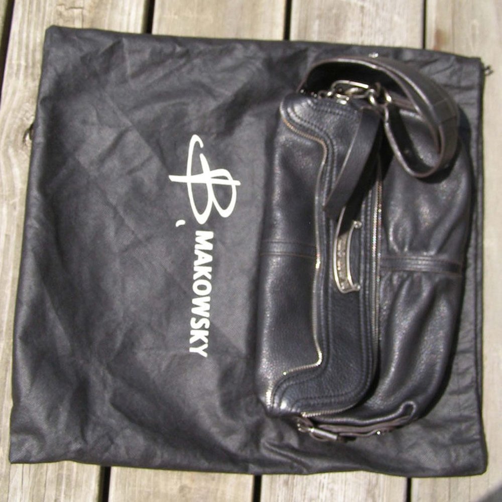 $218 EUC B. MAKOWSKY pebbled leather black Shoulder bag/Clutch - Picture 9 of 16